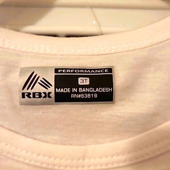 NWT RBX 3pc Fleece Tie Front Jacket, Pants, & Cotton Graphic T-Shirt  Size 3T - Picture 4 of 4